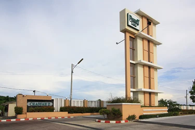 Phuket Villa Chaofah main view