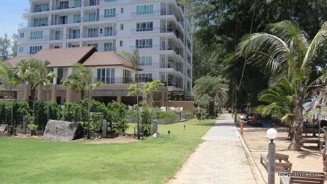 Pine Shores main view