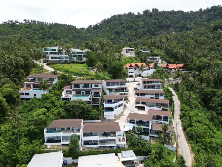 Ruby Apartments main view