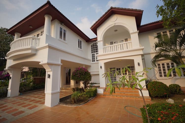 Baan Ladawan Srinakarin main view