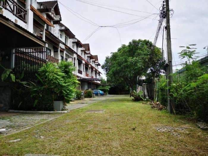 Baan Suan Rimnam main view