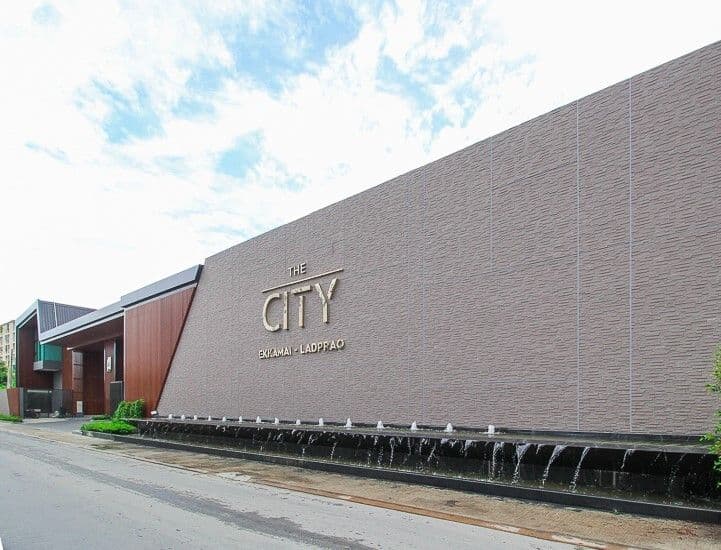 The City Ekkamai - Ladprao main view