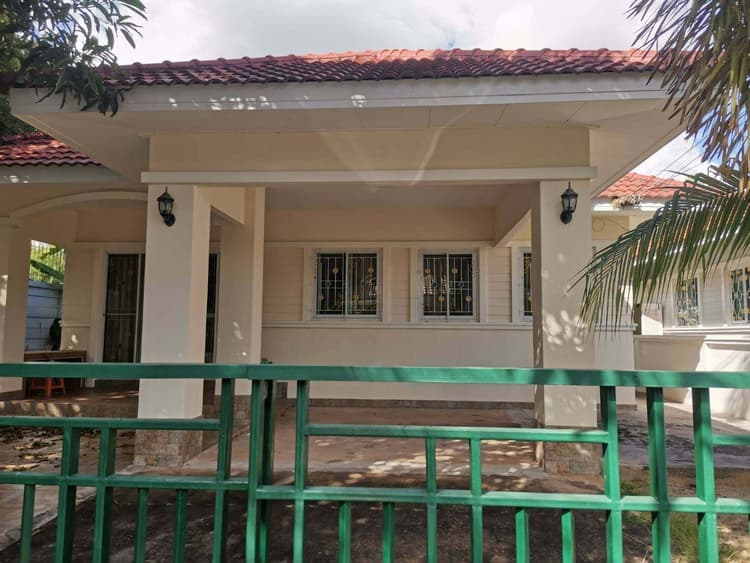 Baan Pruksa Ban Kok main view