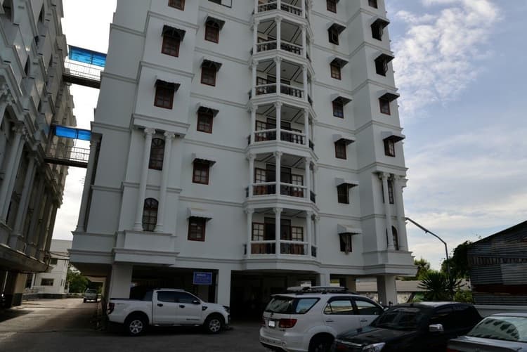 Rungfa Condominium main view