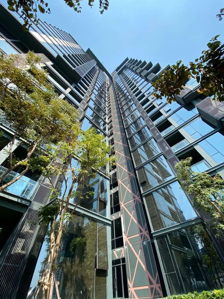 LAVIQ Sukhumvit 57 main view