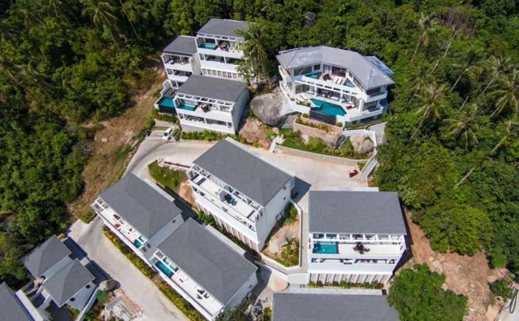 Tropical Seaview Residence main view