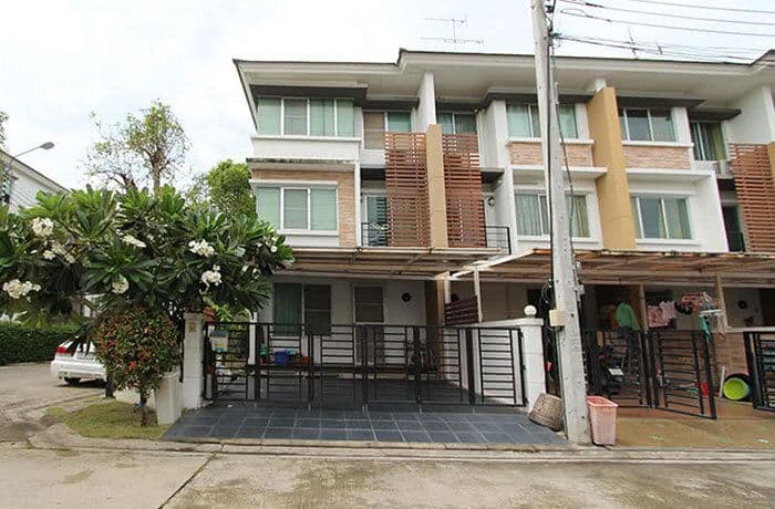 Town+ Petchkasame - Bangkhae main view