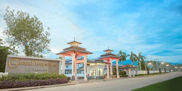 Grand Tropicana main view