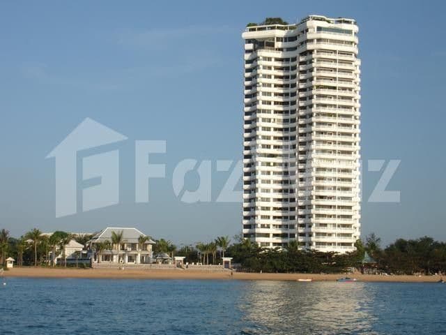 Golden Sand Beachside Condominium main view