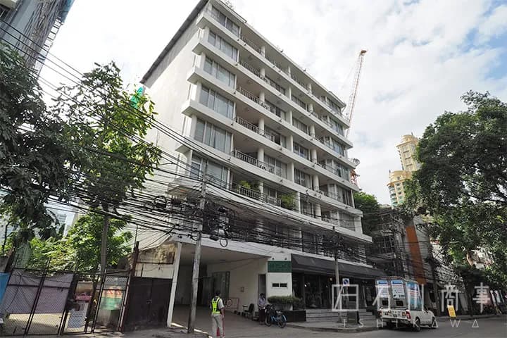 The Knight Sukhumvit 31 main view