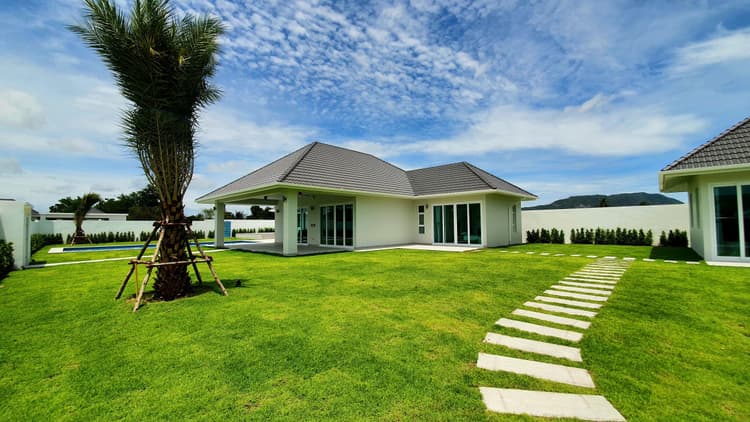 Baan Phu Thara 3 main view