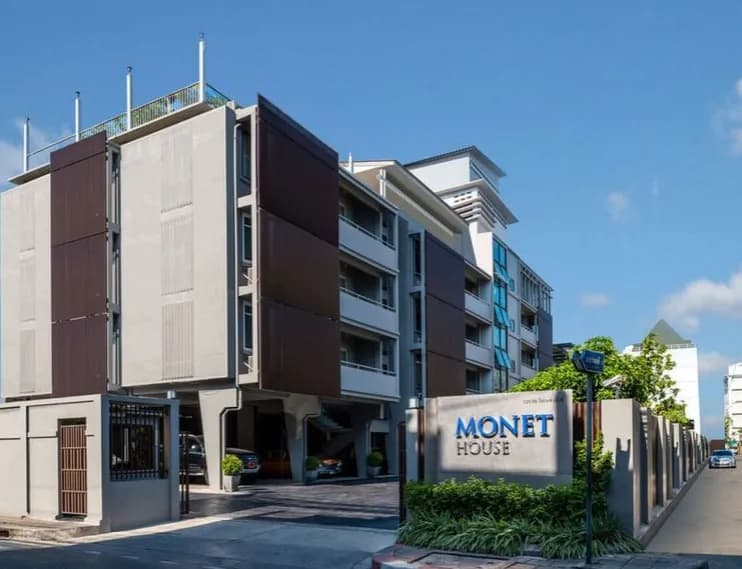 Monet House Apartment main view