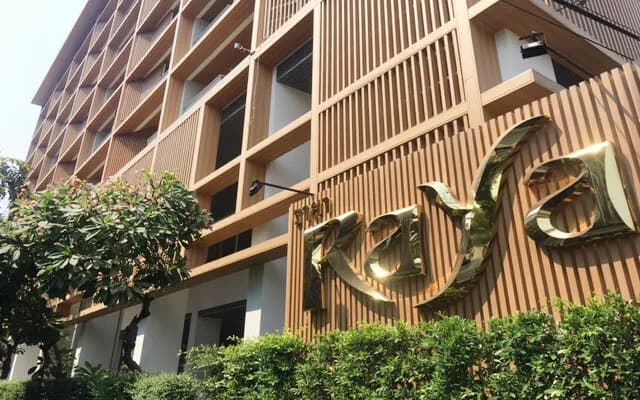 Raya Serviced Apartment main view