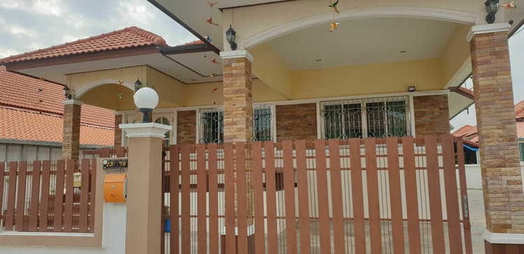 Baan Theppanich main view