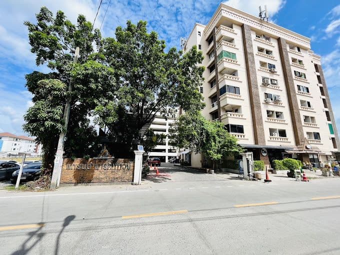 Grand Park Town Building C main view