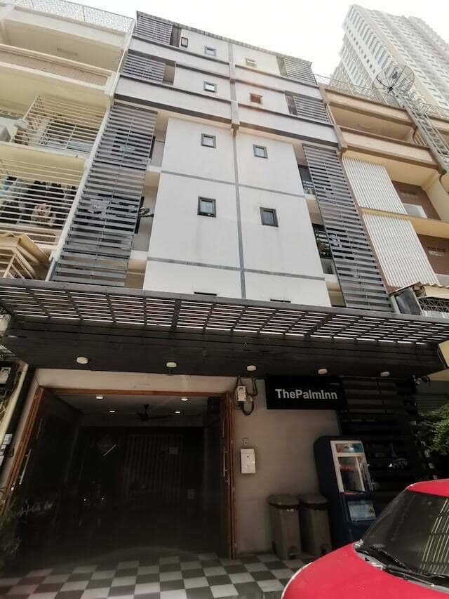 The Palm Apartments main view