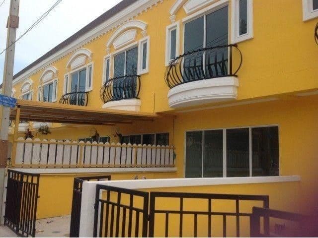 Baan Anyamanee main view