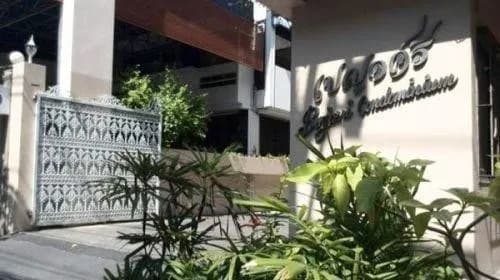 Benjasri Condominium main view