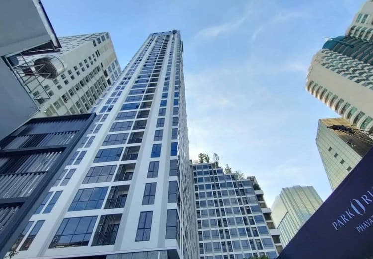 Park Origin Phayathai main view