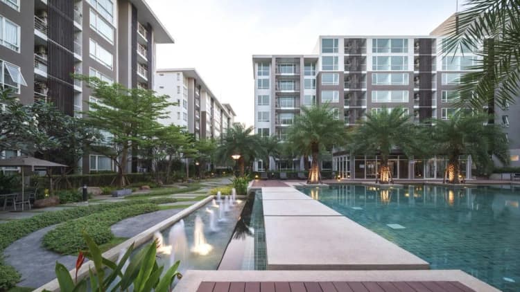 Elements Srinakarin main view