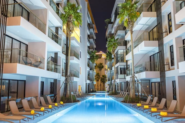 Palmyrah Surin Condo main view