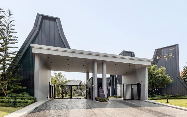 Bangkok Boulevard Signature Rama 5 main view