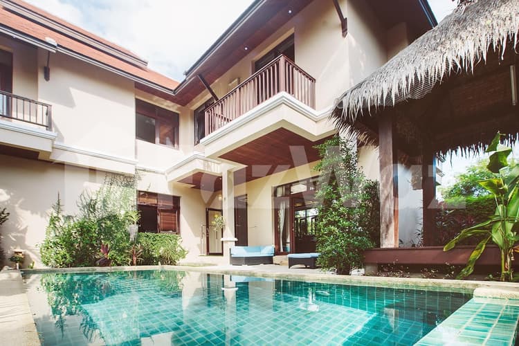 Sunrise Residence main view