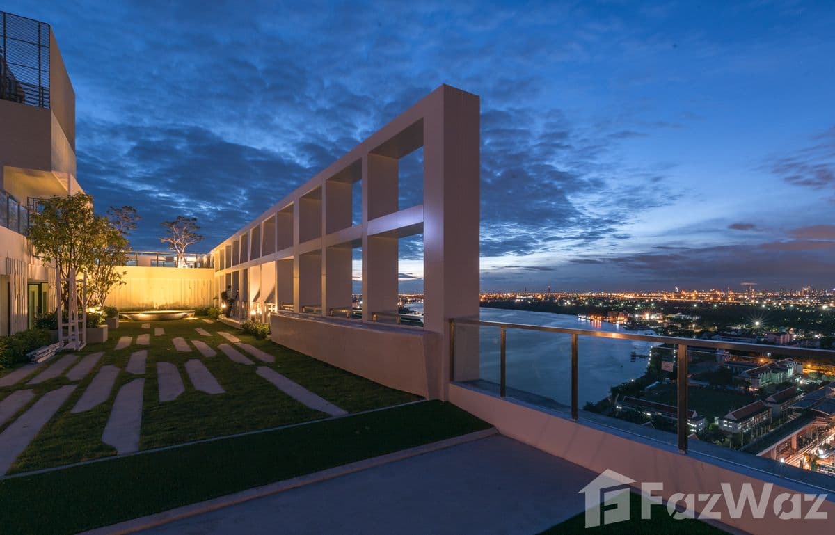 Knightsbridge Sky River Ocean