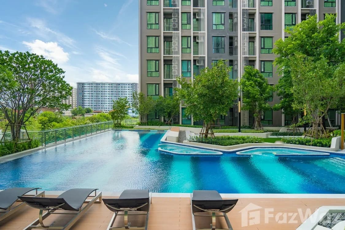 Knightsbridge Phaholyothin - Interchange