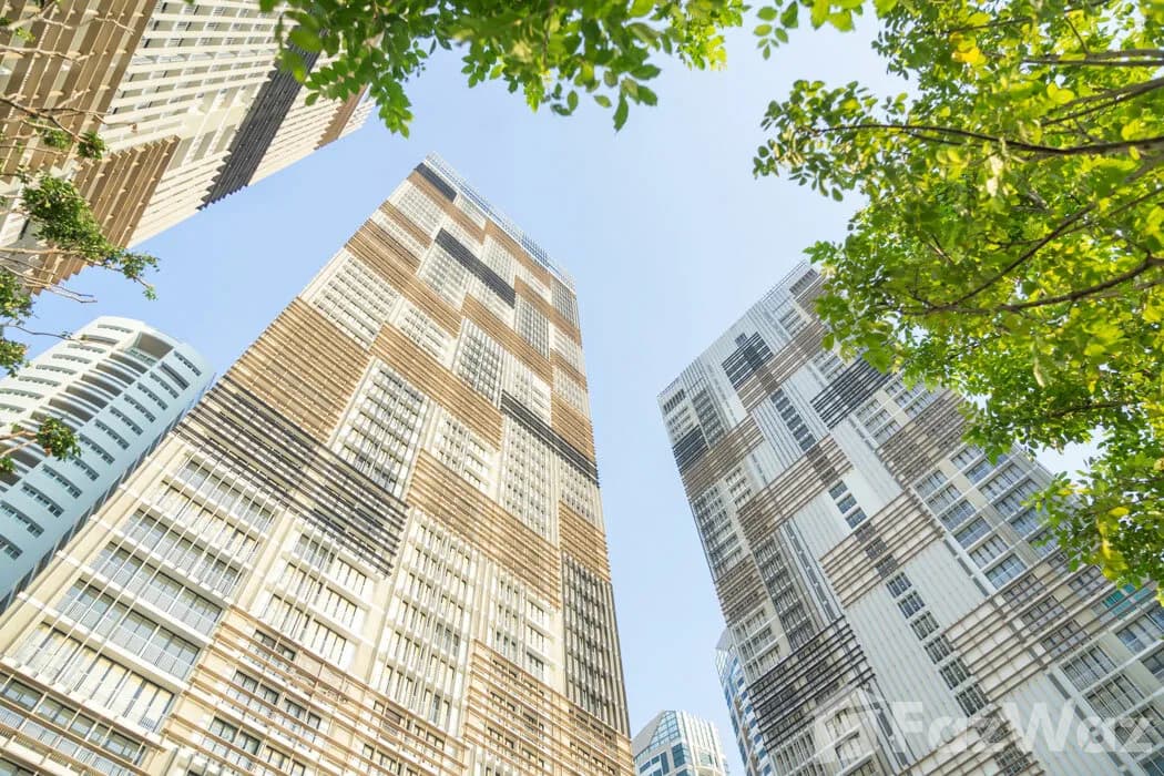 Park Origin Phrom Phong