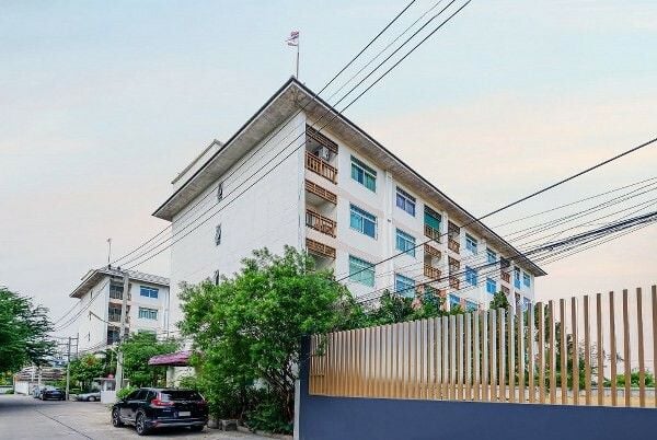 Project Name Kacha Puri Condominium