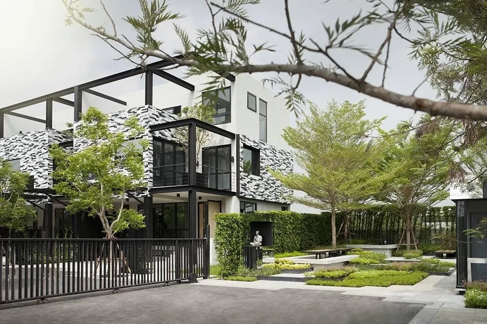 Project Name Friday Home Town