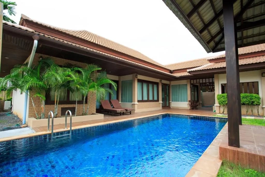 ชื่อโครงการ วิสเปอริ่ง ปาล์ม รีสอร์ท แอนด์ พลู วิลล่า