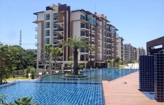 Project Name Green Lake Condo Sriracha