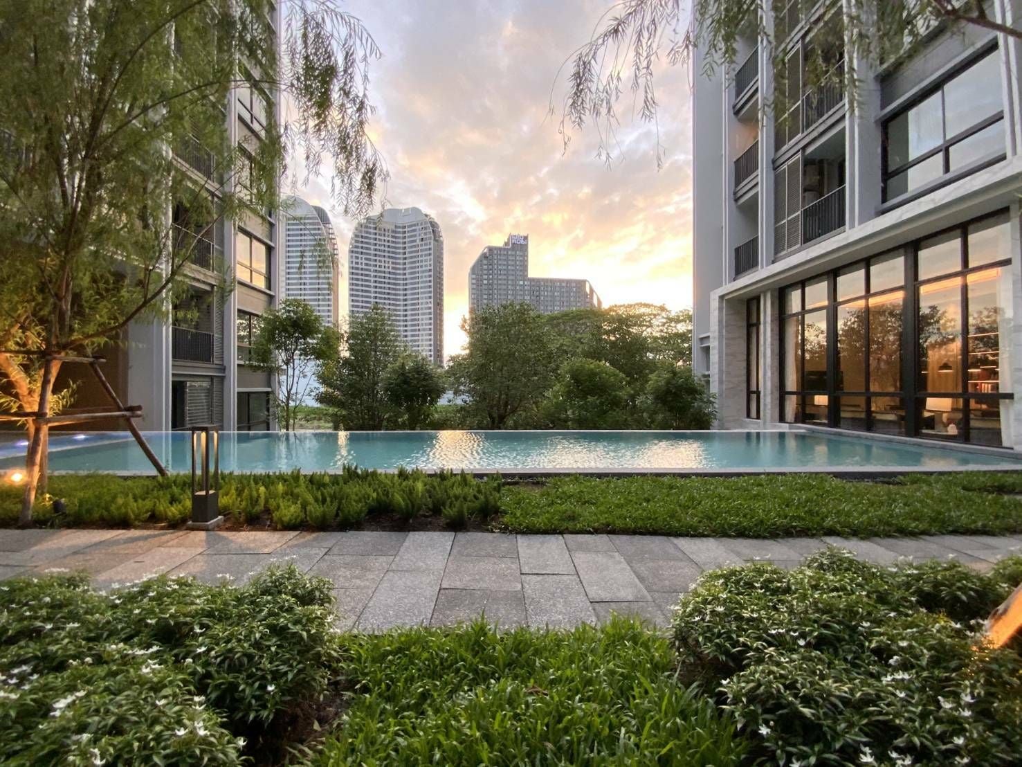 ชื่อโครงการ โดว์เช่ ลาซาล Dolce Lasall