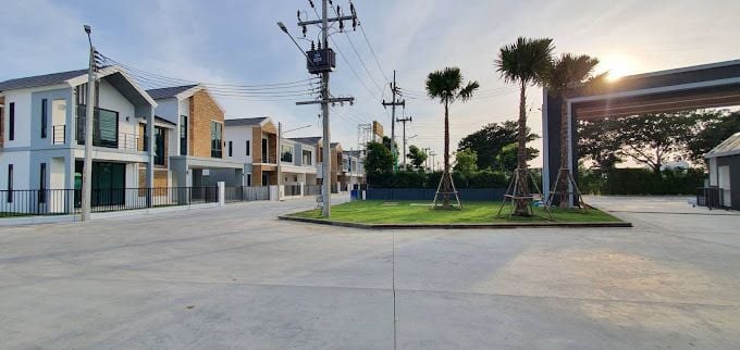 ชื่อโครงการ บ้านร่มไม้ โรจนะ