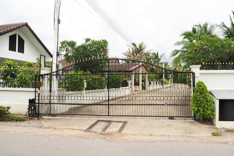 Project Name Pine Hill Village