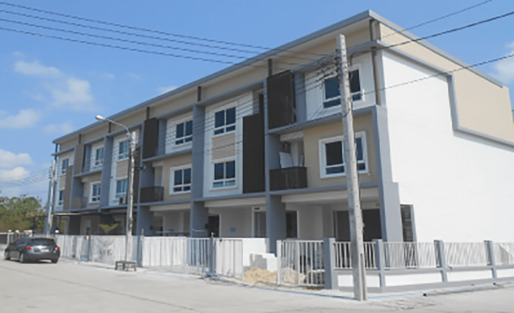 ชื่อโครงการ เดอะ ริช บิซ โฮม สุขุมวิท 105