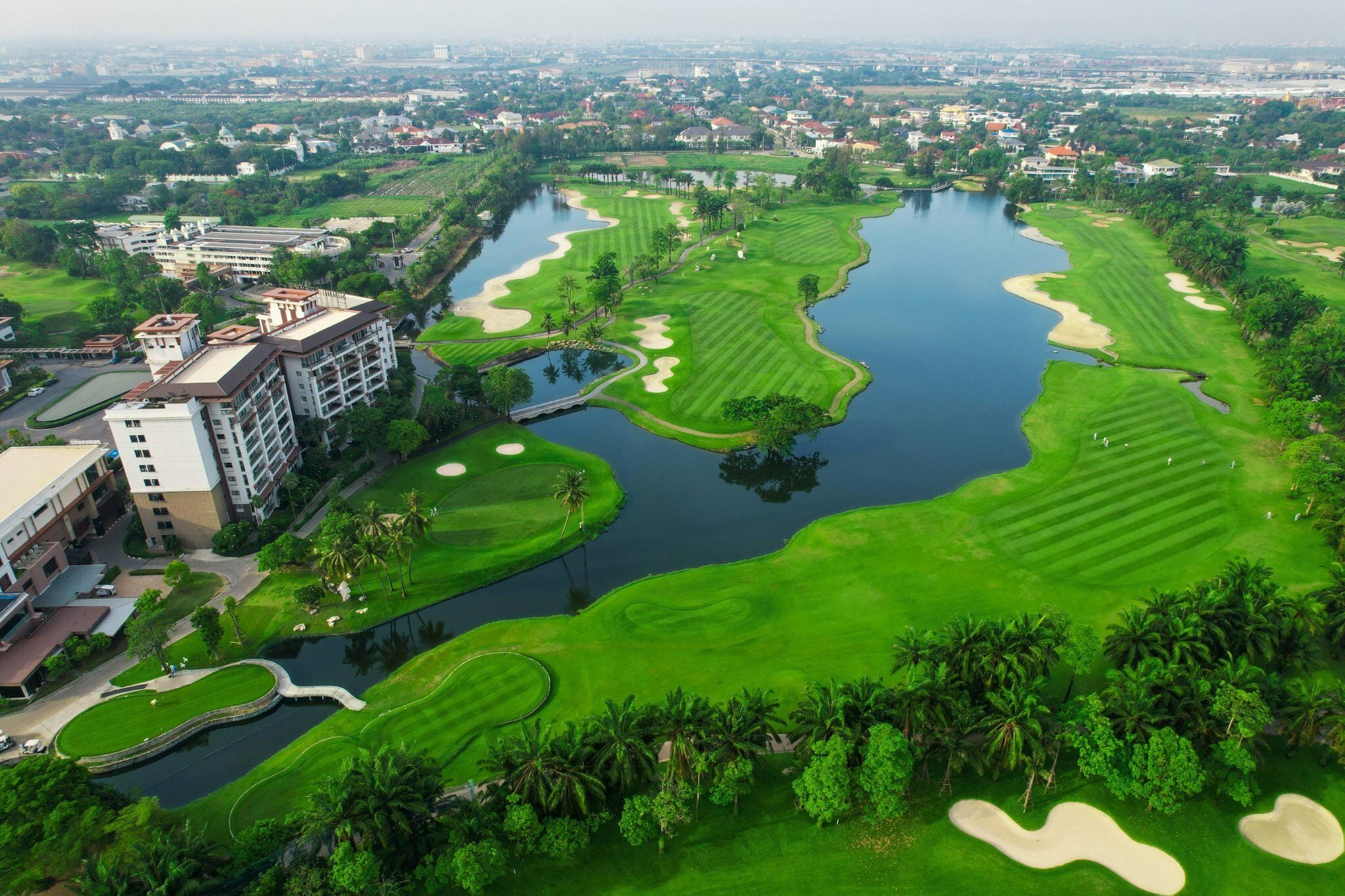 Project Name Summit Windmill Golf Club & Residence