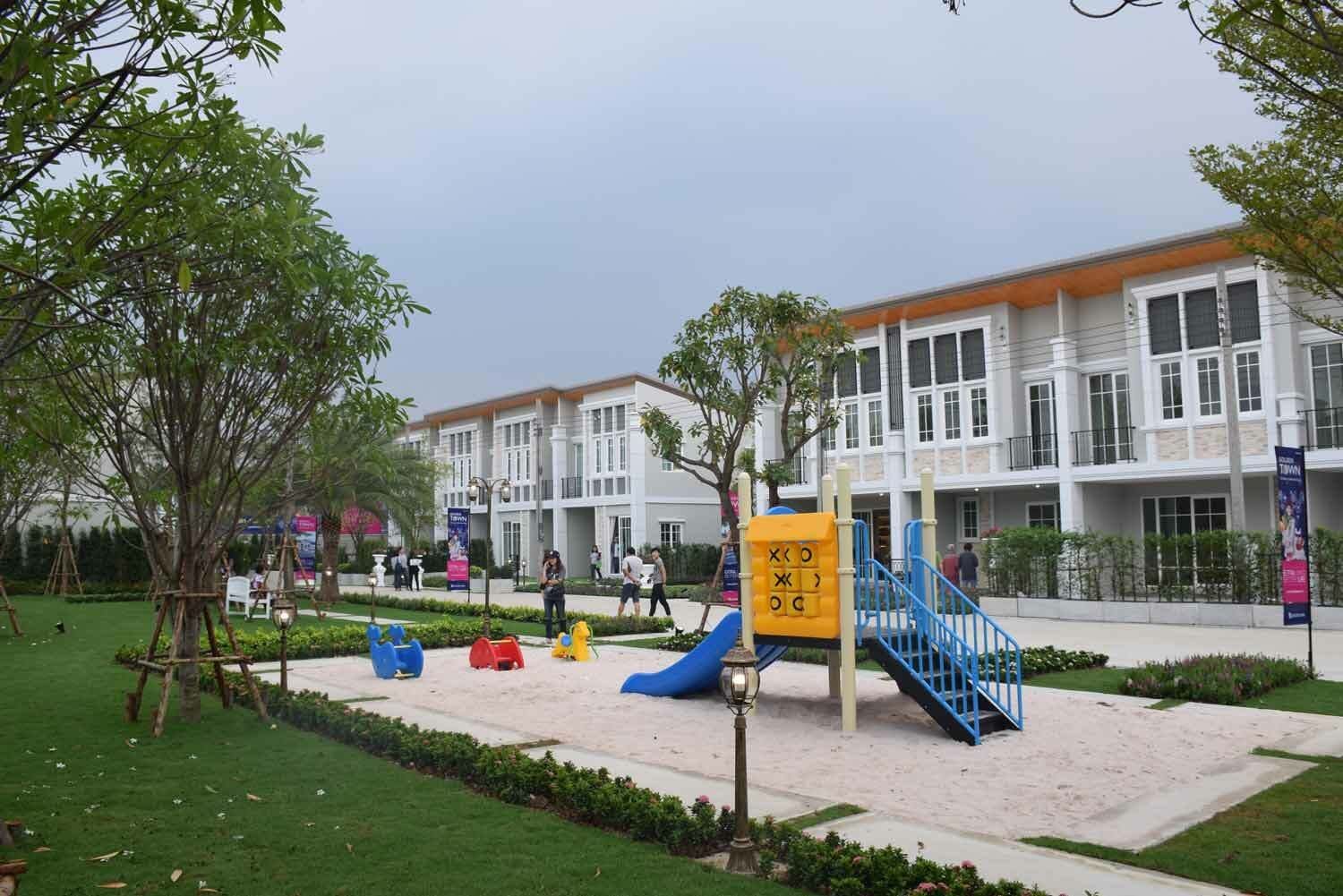 Project Name Golden Town Vibhavadi-Chaengwattana