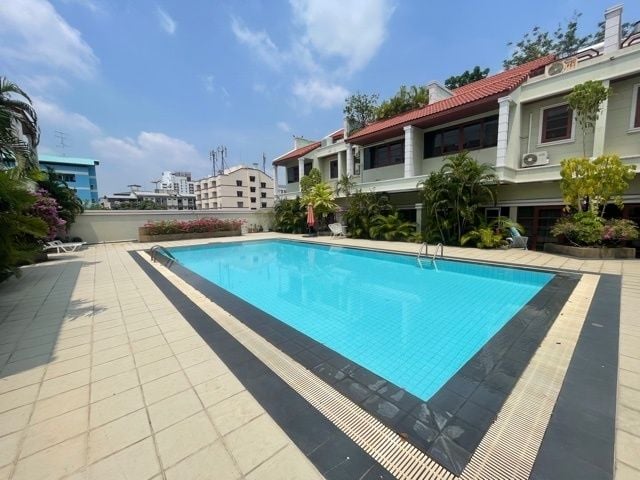 ชื่อโครงการ ธารา แมนชั่น