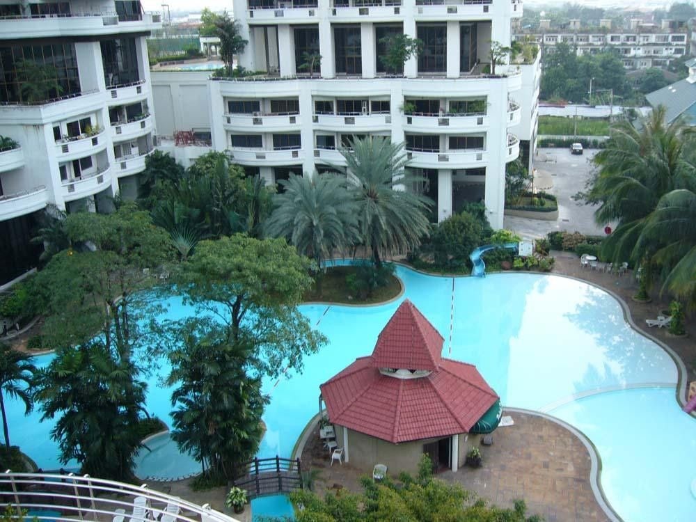 Project Name Flora Ville