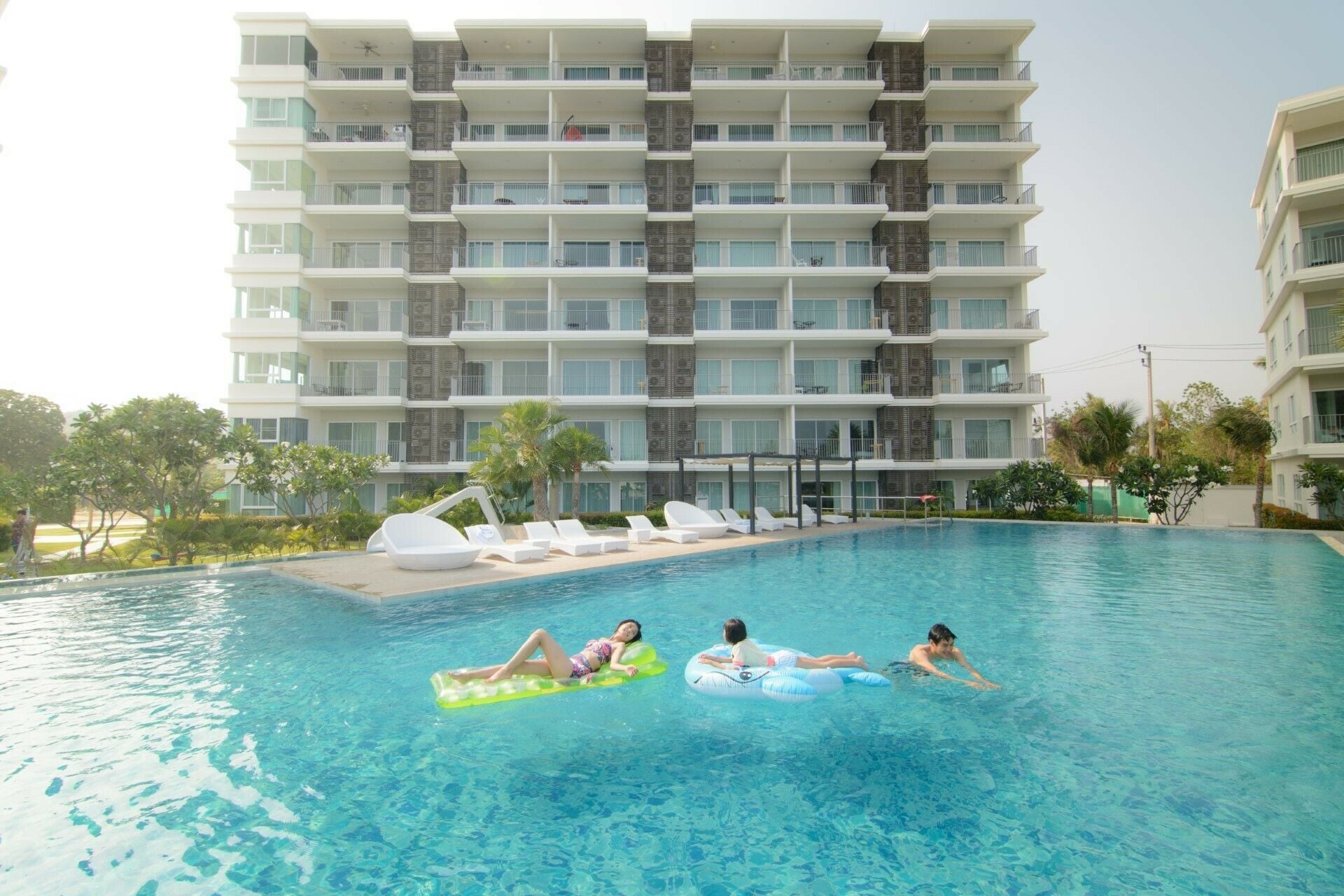 Project Name The Sea Condominium