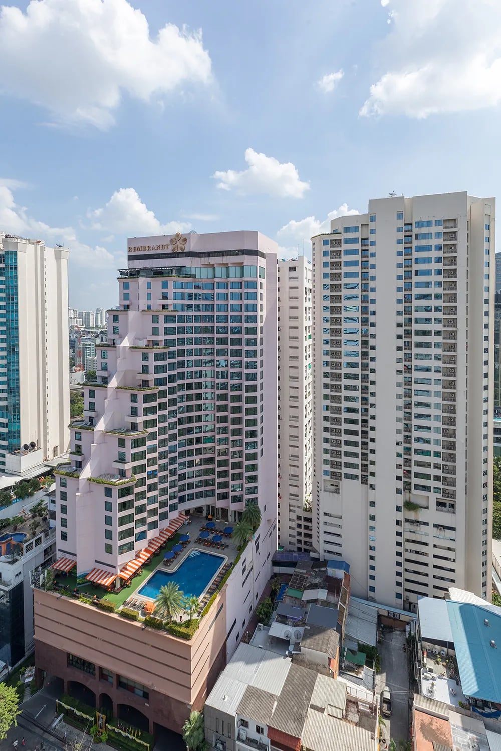 ชื่อโครงการ แรมแบรนดท์ สุขุมวิท