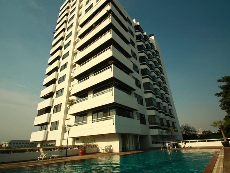 Juldis River Mansion main view