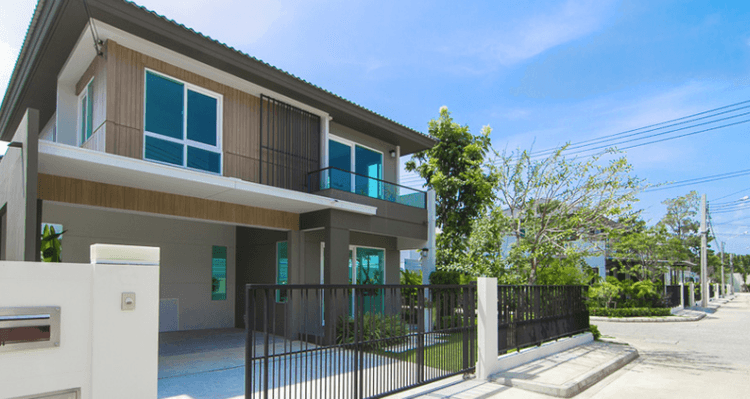 Pruklada Wongwaen - Hathairat main view