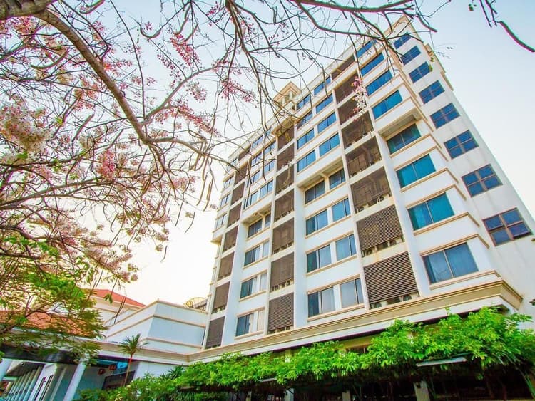 Orchid Place Condominium main view