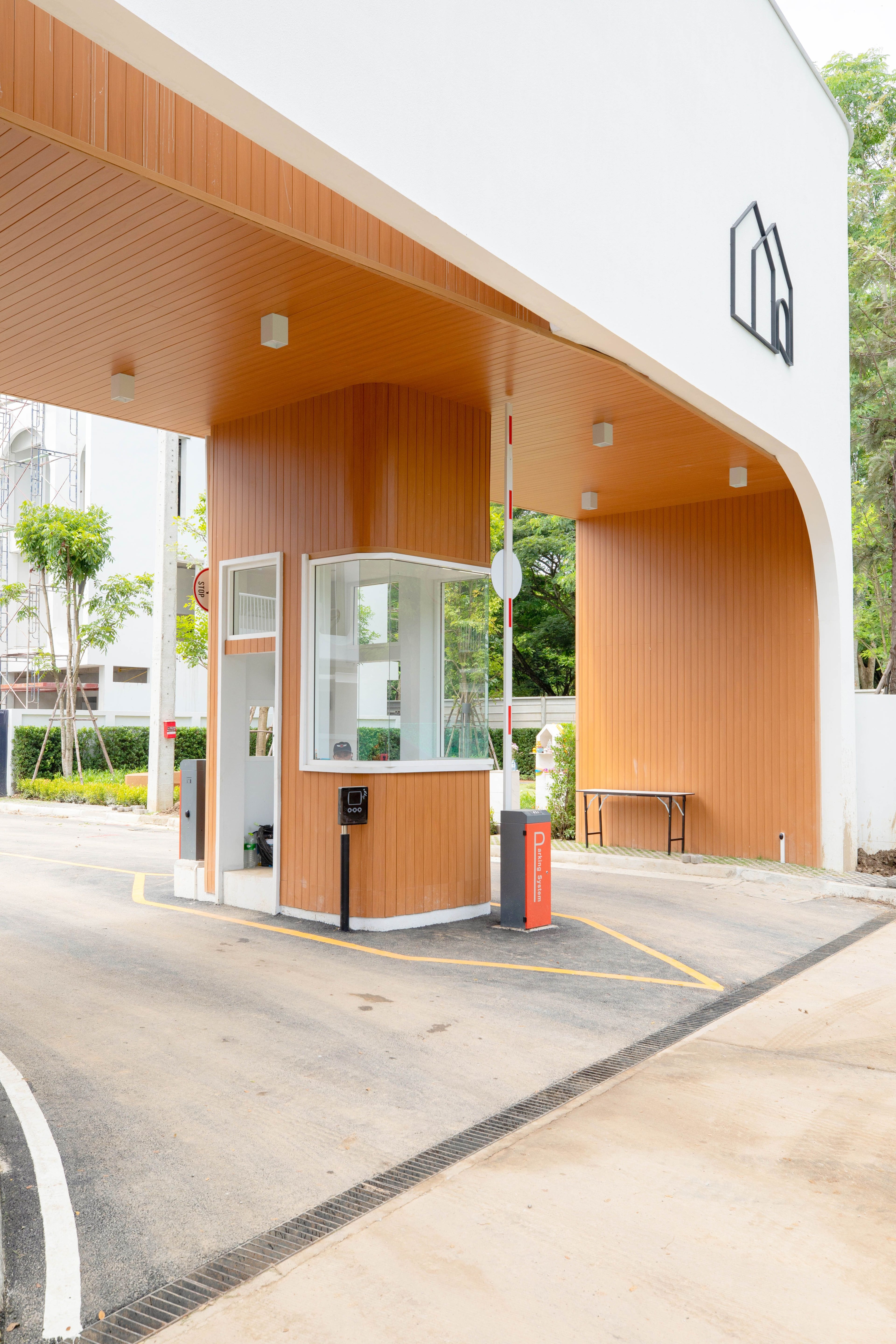 Project Name Monotown 3 San Phi Suea