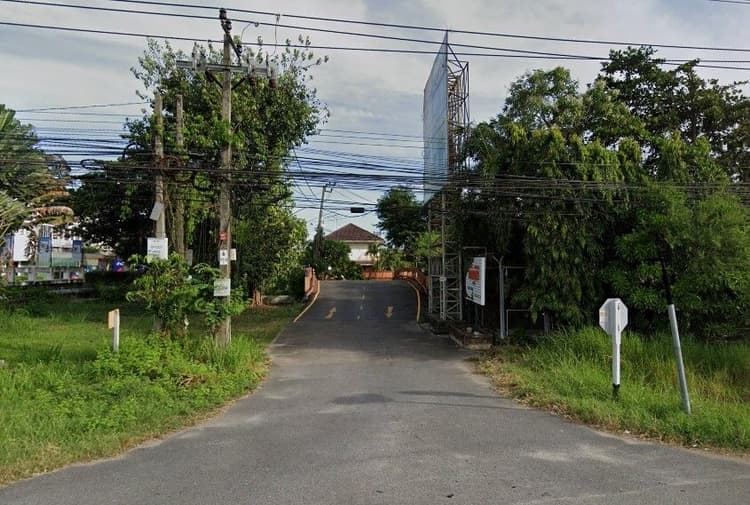 Baan Pensiri Suwinthawong main view