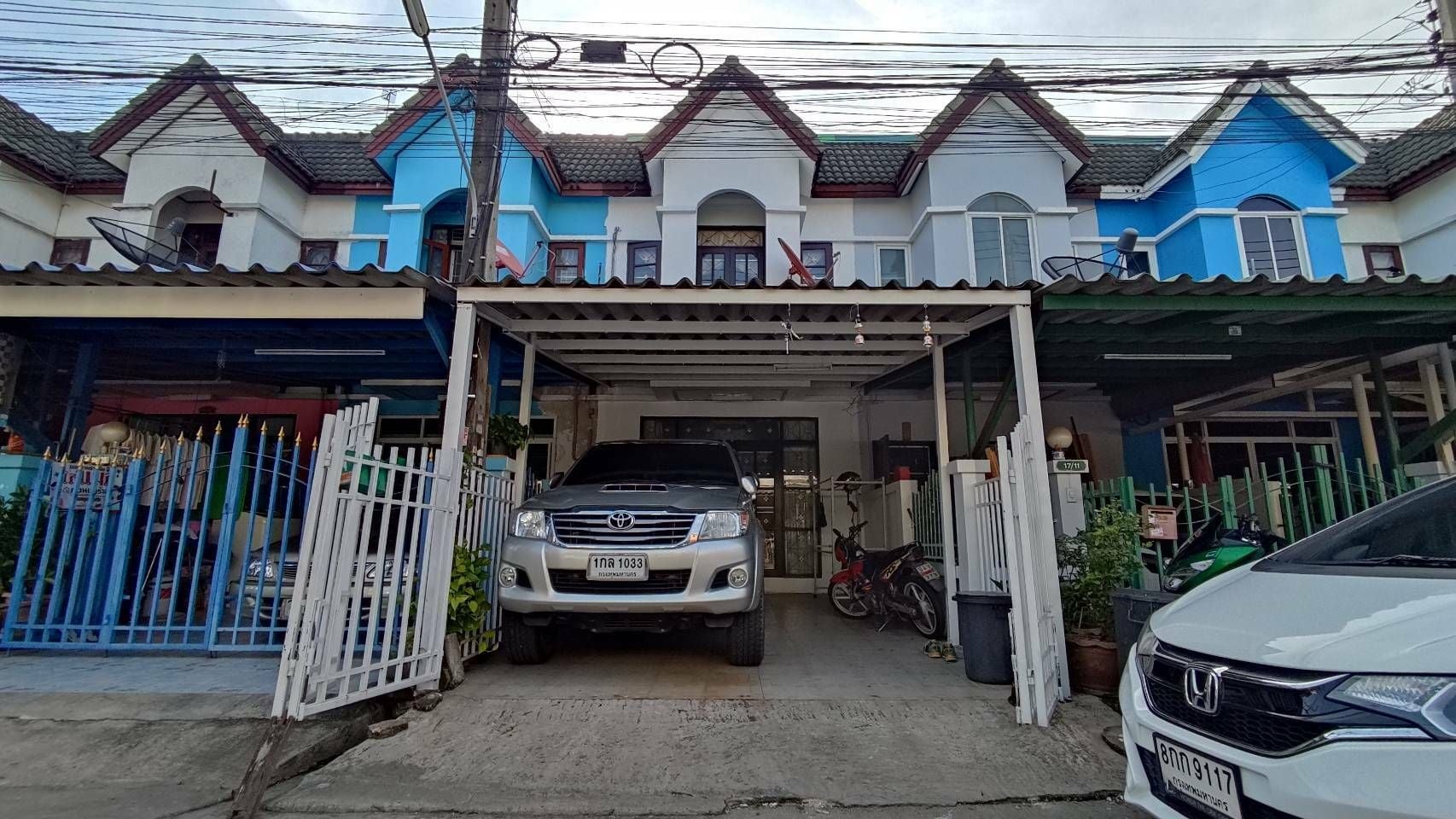 Project Name Romruen Ville